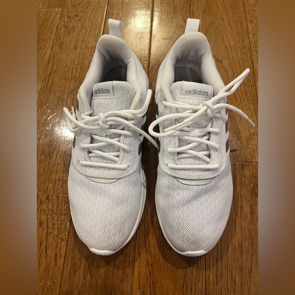 Adidas QT Racer 2.0 White and Metallic Silver Shoes 6.5 - Picture 3 of 9